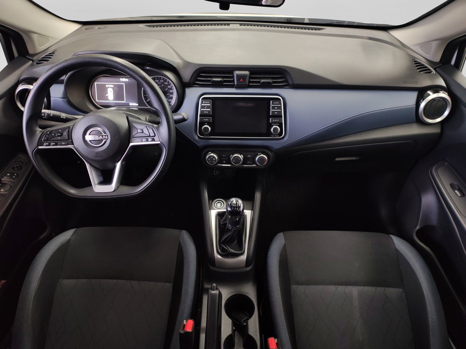 2023 Nissan VERSA ADVANCE MT 23