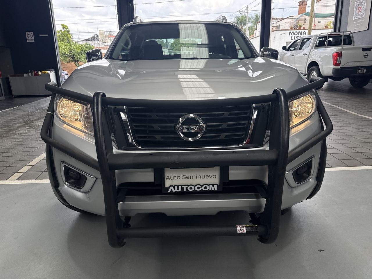 2020 Nissan FRONTIER LE TM AC