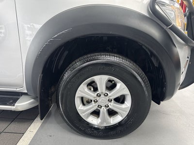 2020 Nissan FRONTIER LE TM AC