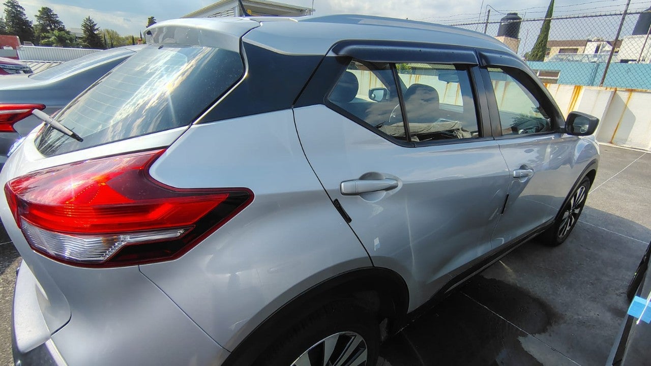 2020 Nissan KICKS KICKS ADVANCE CVT A/C NEGRO