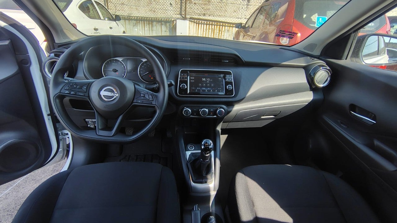 2025 Nissan KICKS PLAY ADVANCE 1.6 LTS MT 25