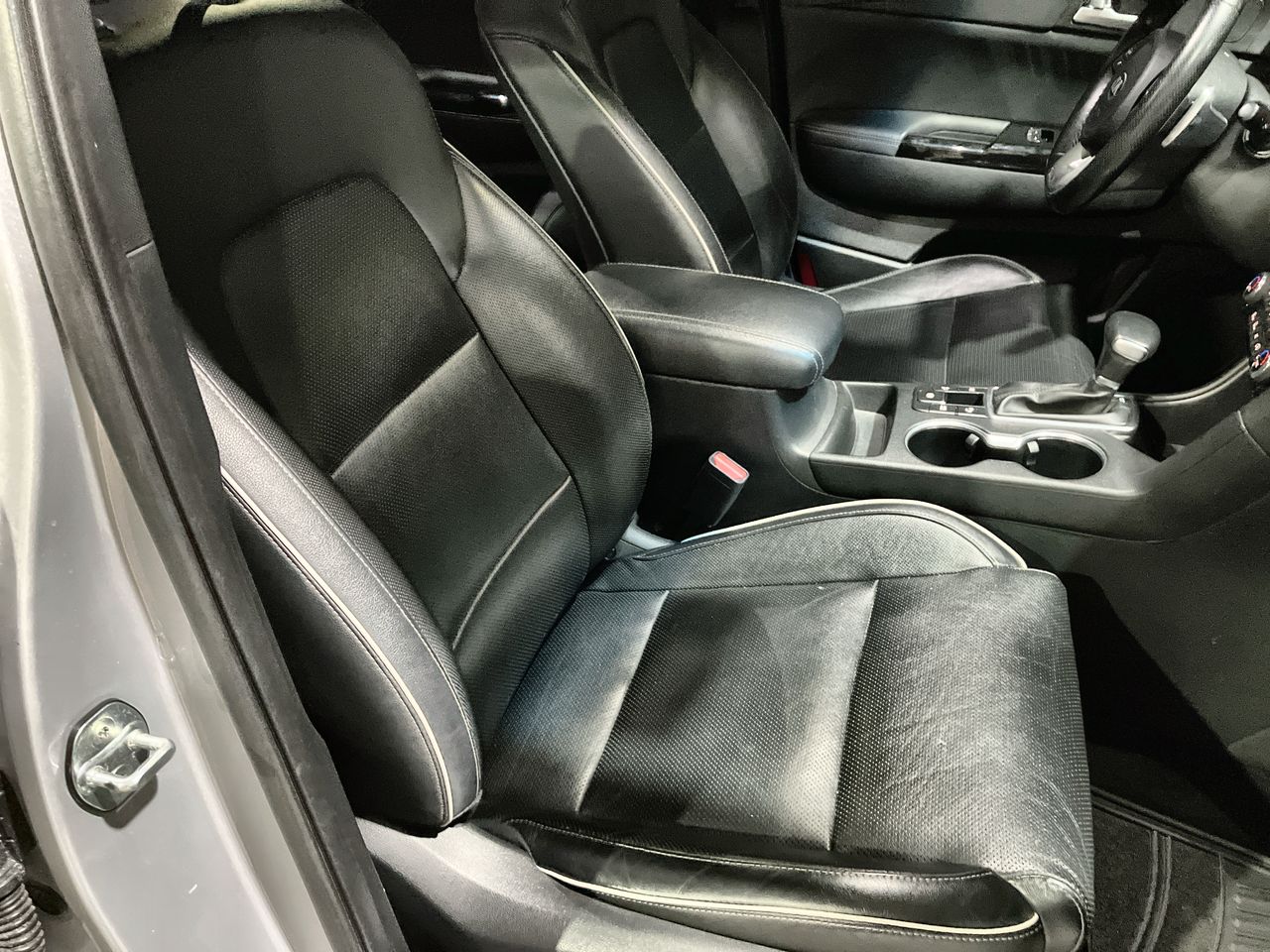 2021 Kia SPORTAGE 2.4L EX PACK T/A