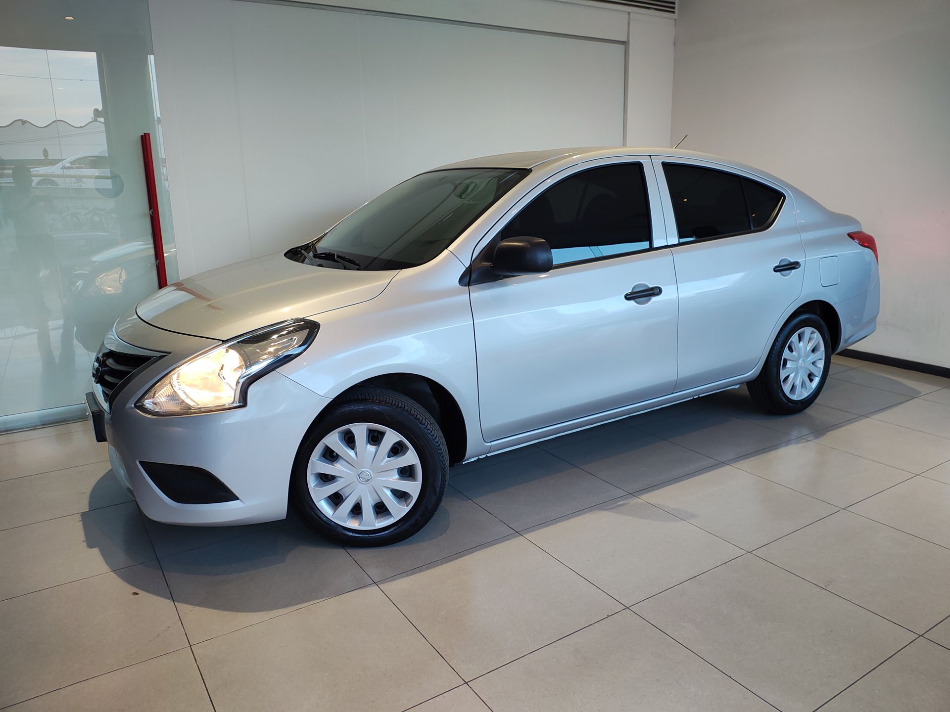 2020 Nissan V-DRIVE MT AC 1.6L