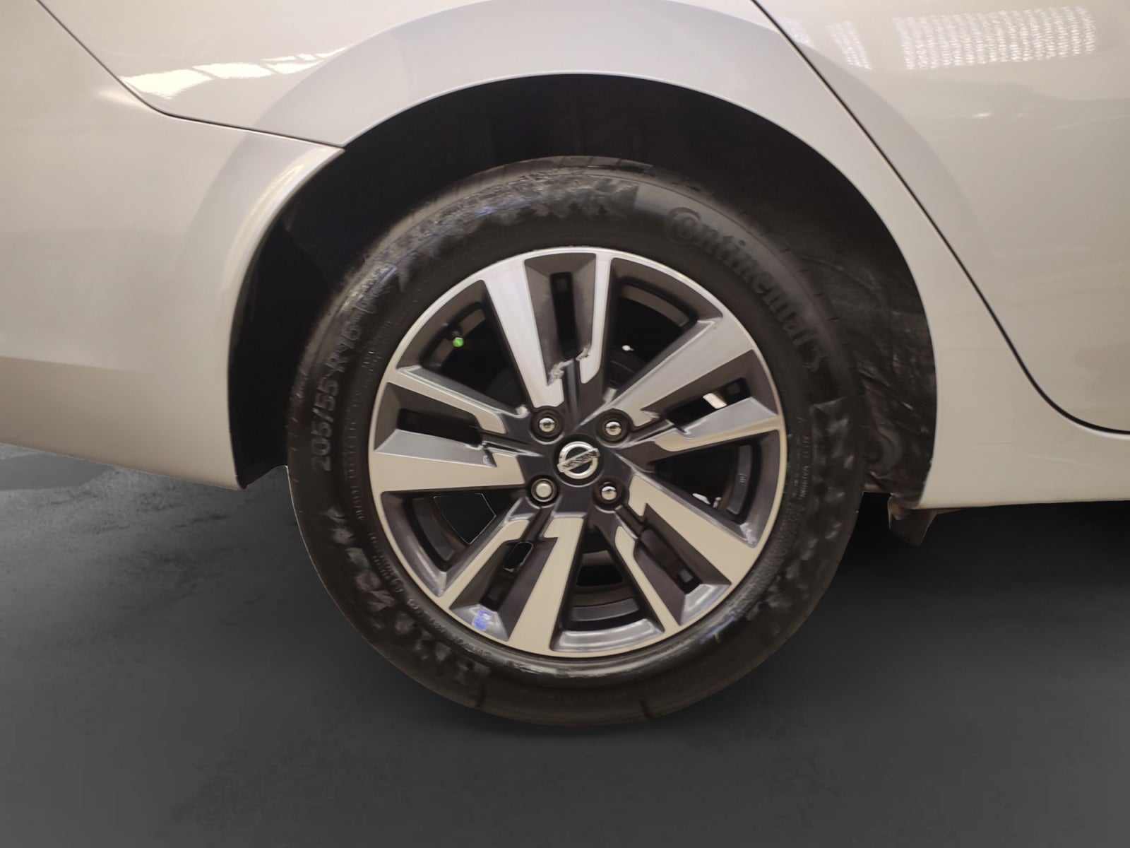 2022 Nissan VERSA VERSA ADVANCE CVT