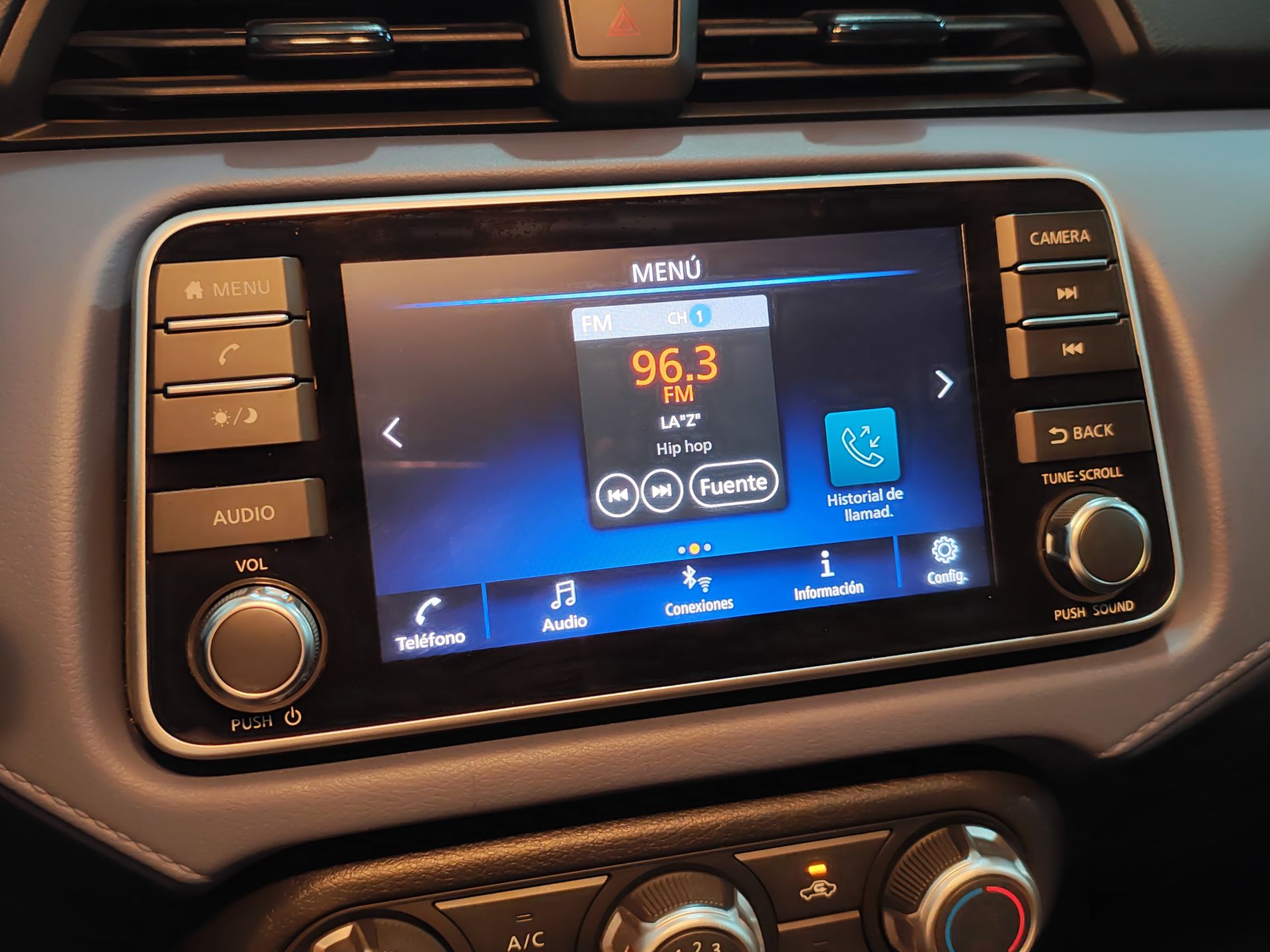 2023 Nissan VERSA ADVANCE MT 23