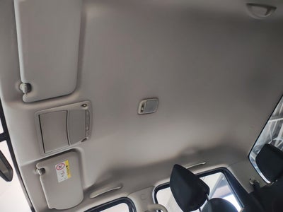 2020 Nissan NP300 DOBLE CABINA SE TM AC PAQ SEG 6VEL