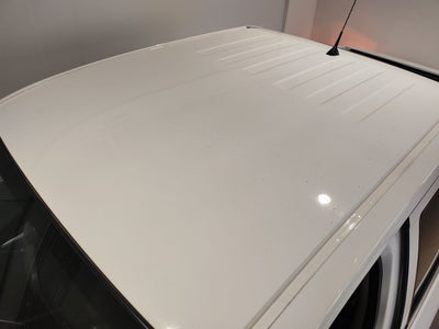 2020 Nissan NP300 DOBLE CABINA SE TM AC PAQ SEG 6VEL
