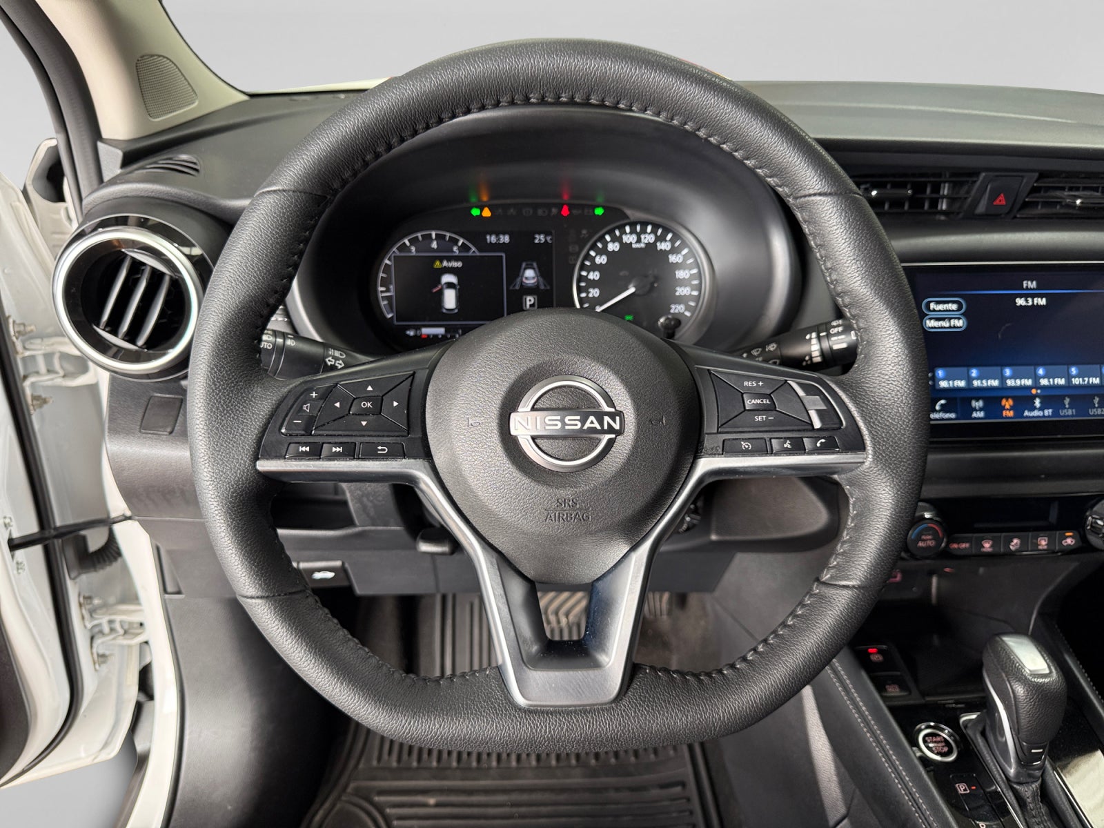 2024 Nissan KICKS PLATINUM 1.6 LTS CVT 24