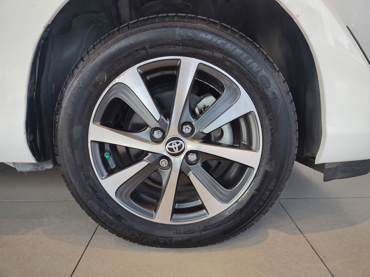 2019 Toyota PRIUS 1.5 HYBRID AUTO