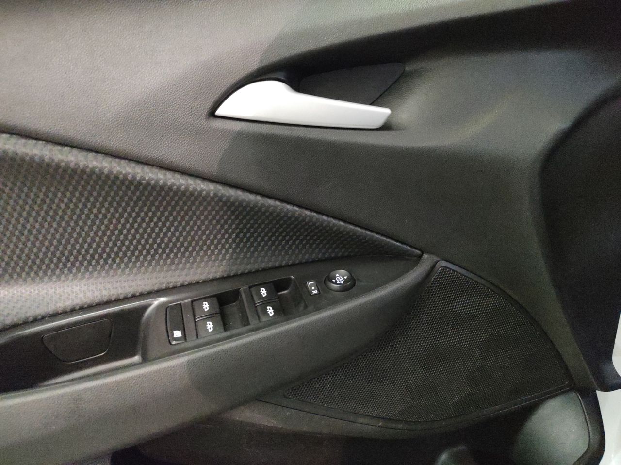 2024 Chevrolet ONIX LS B