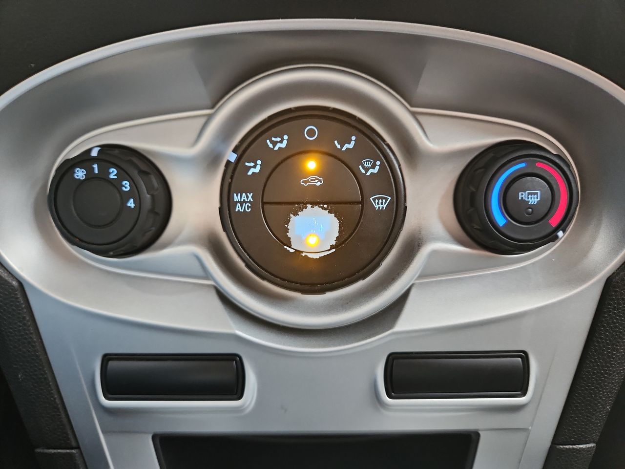 2019 Ford FIESTA SE TM 4 PTAS 1.6L