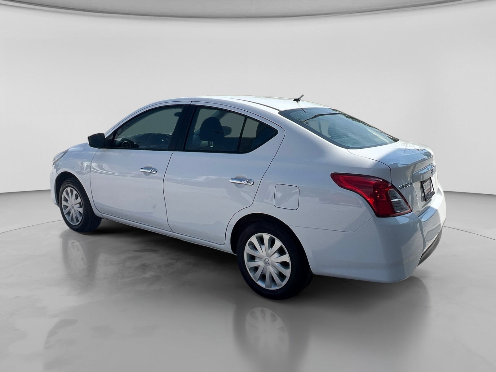 2018 Nissan VERSA SENSE AT AC