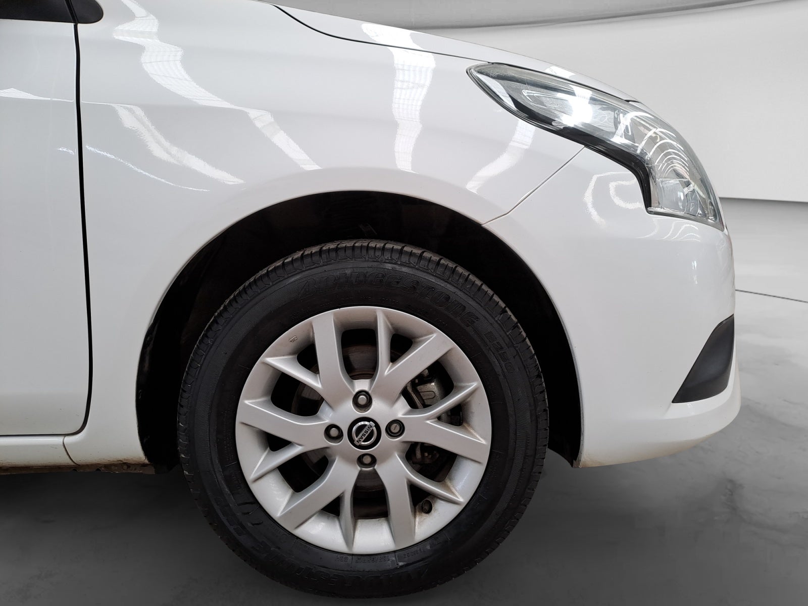 2022 Nissan V-DRIVE V-DRIVE T/M A/C