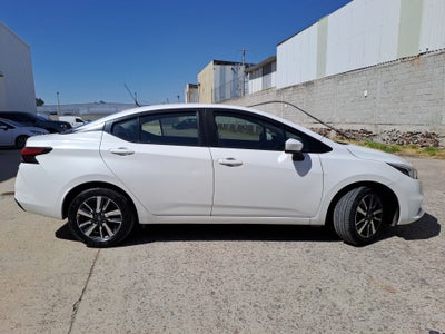 2022 Nissan VERSA ADVANCE CVT 22