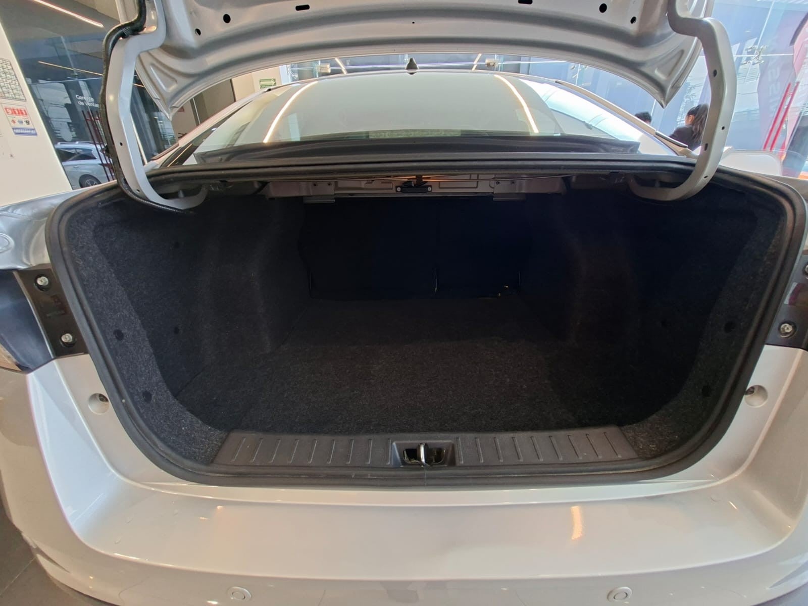 2024 Nissan VERSA ADVANCE MT 24