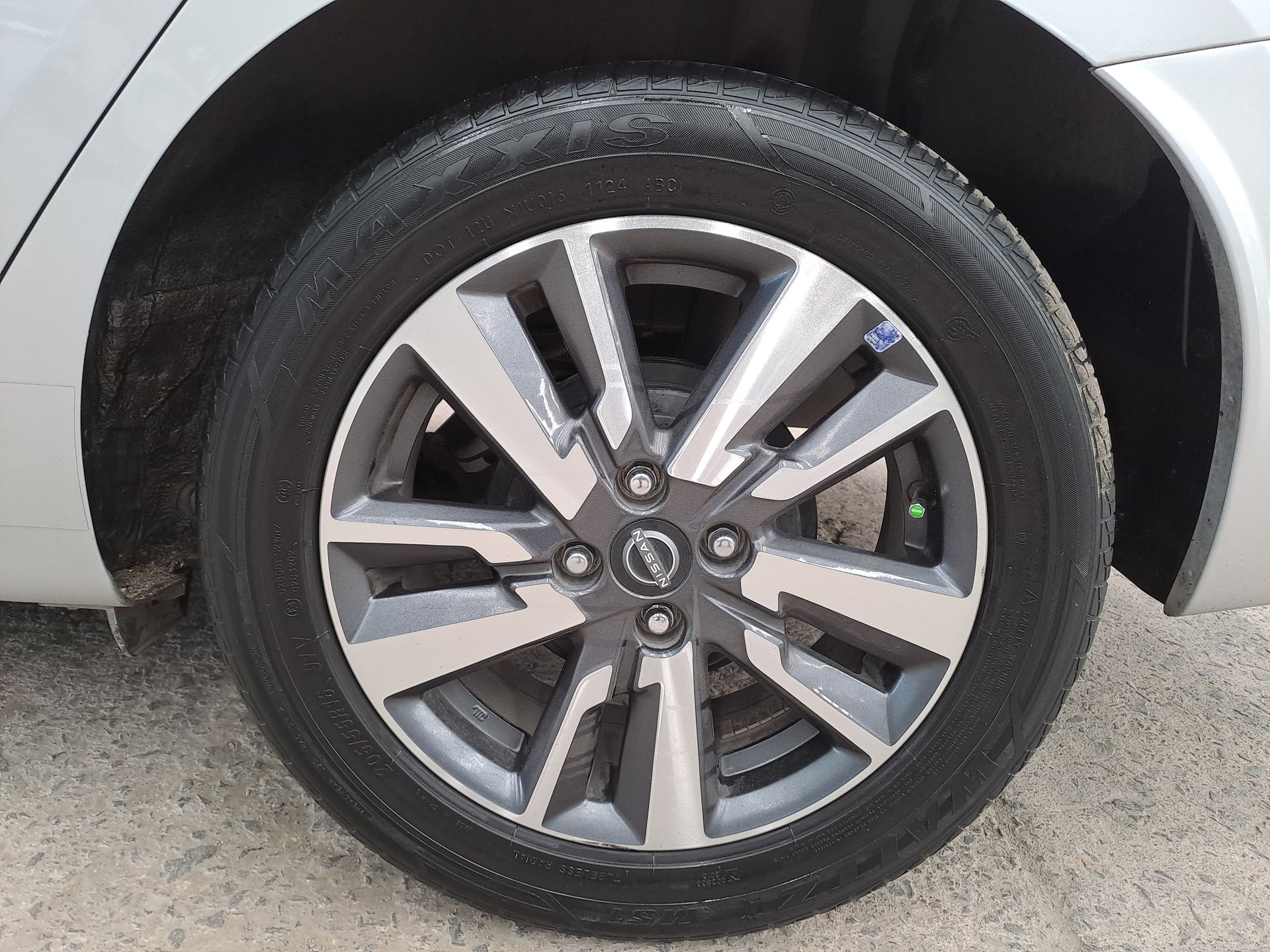2024 Nissan VERSA ADVANCE CVT 24