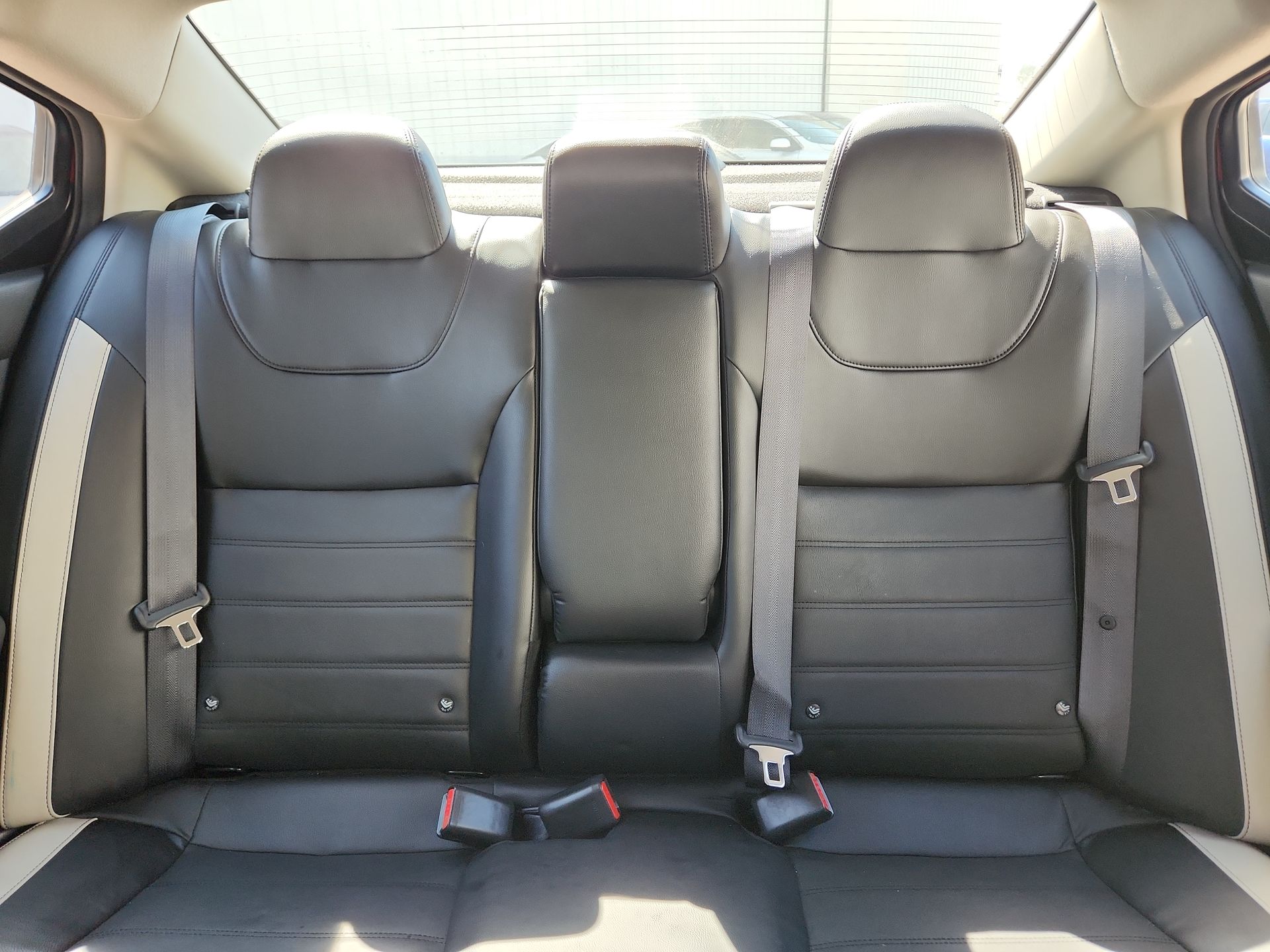 2021 Nissan VERSA PLATINUM CVT 21