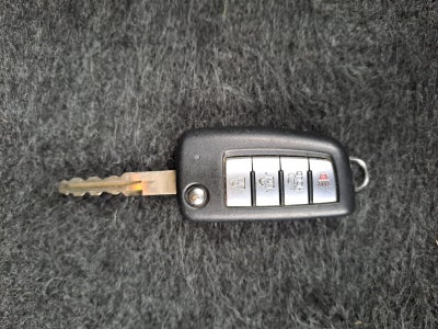 2023 Nissan VERSA VERSA SENSE MT