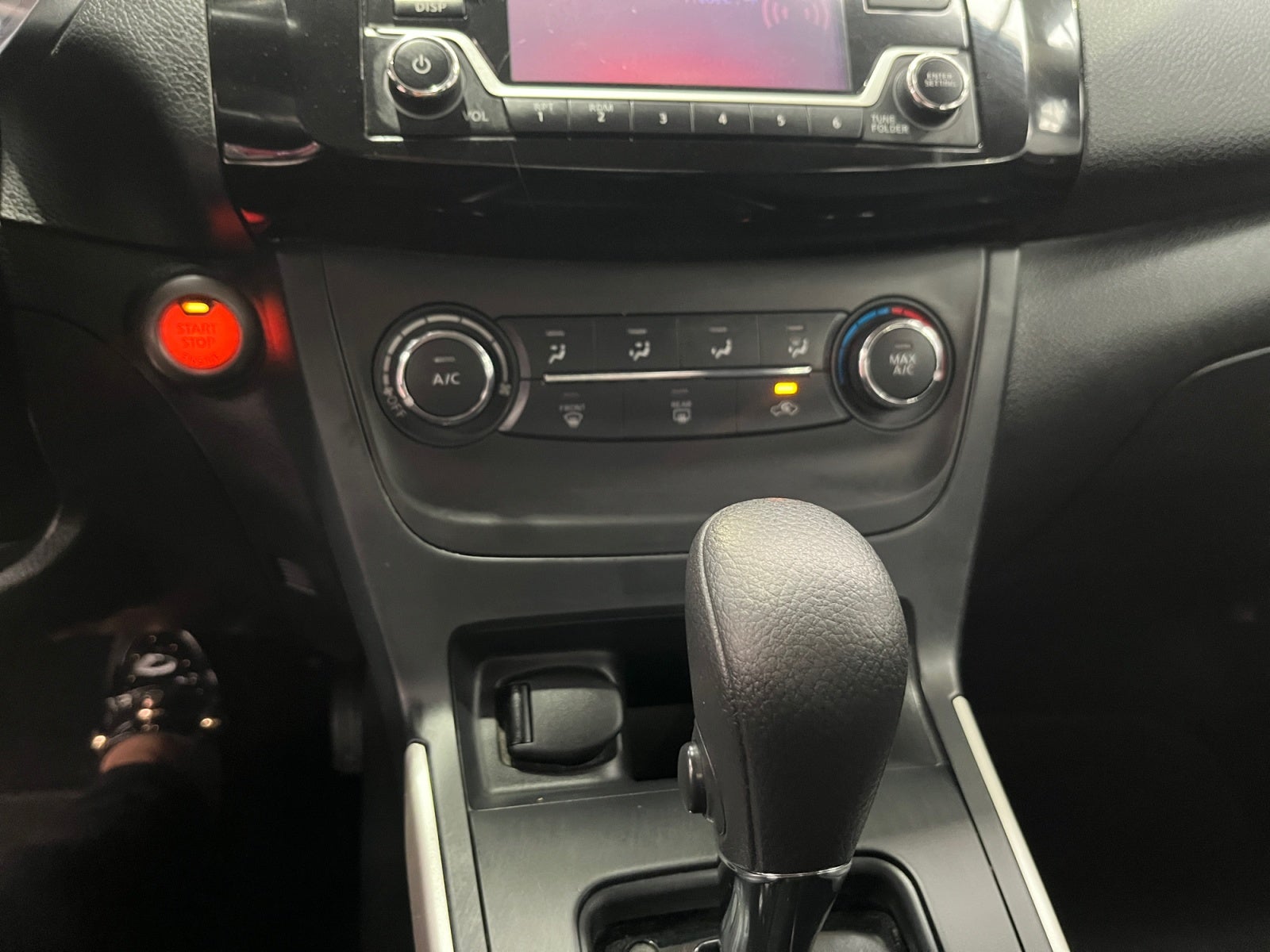 2019 Nissan SENTRA ADVANCE CVT