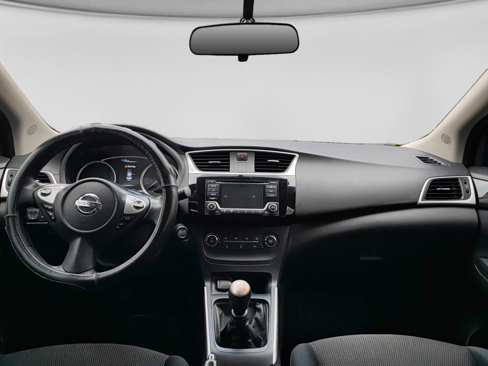 2019 Nissan SENTRA ADVANCE MT