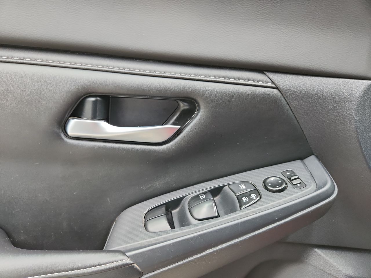 2023 Nissan SENTRA ADVANCE CVT 23