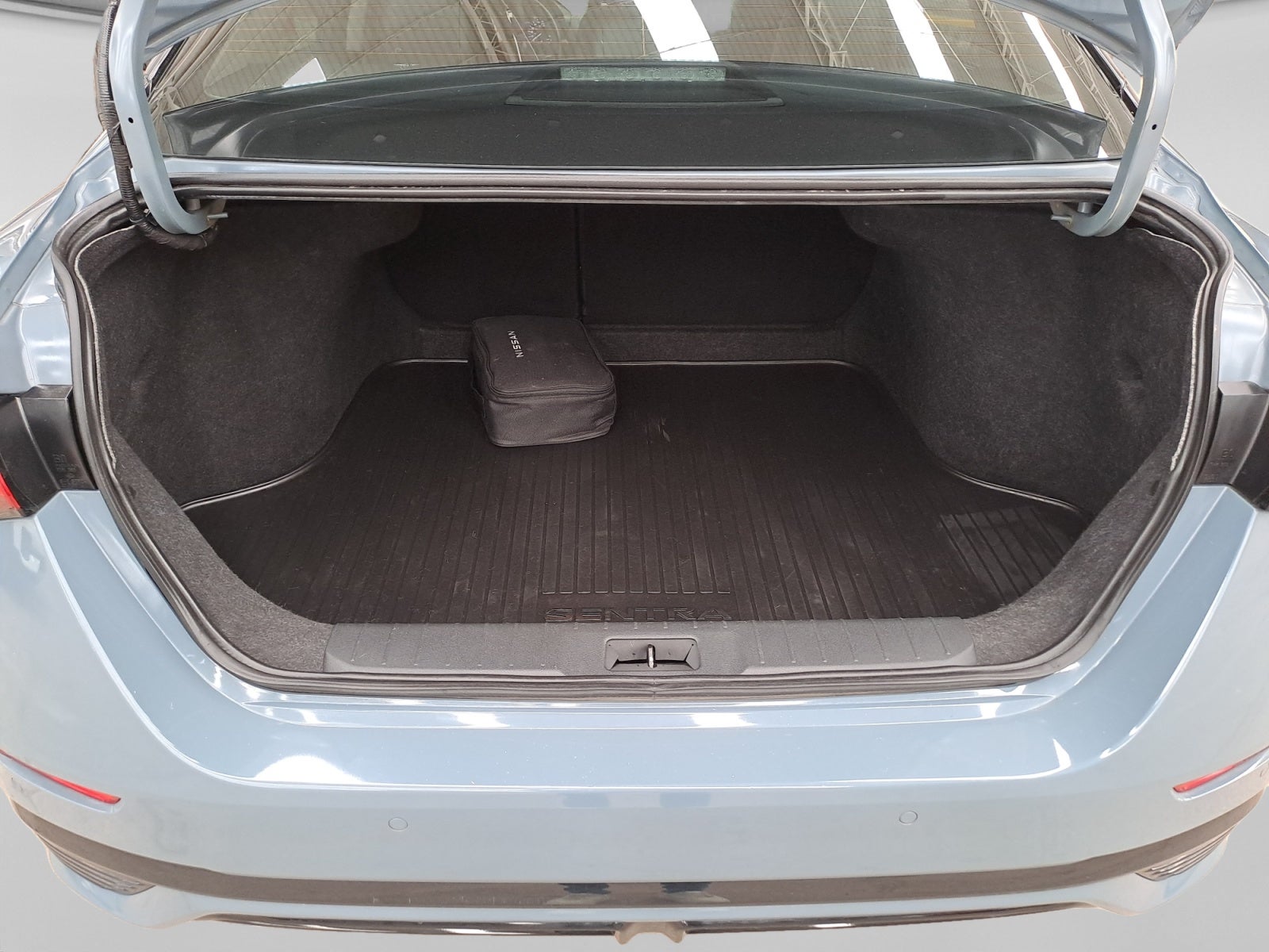 2025 Nissan SENTRA SR PLATINUM BITONO CVT 25