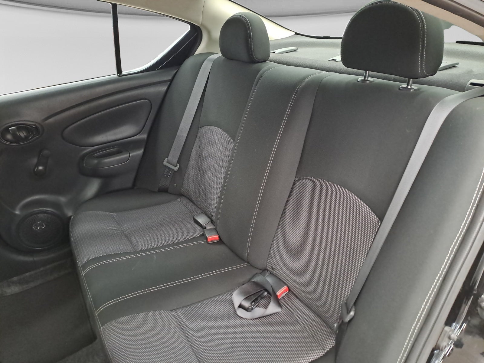 2017 Nissan VERSA VERSA DRIVE MT