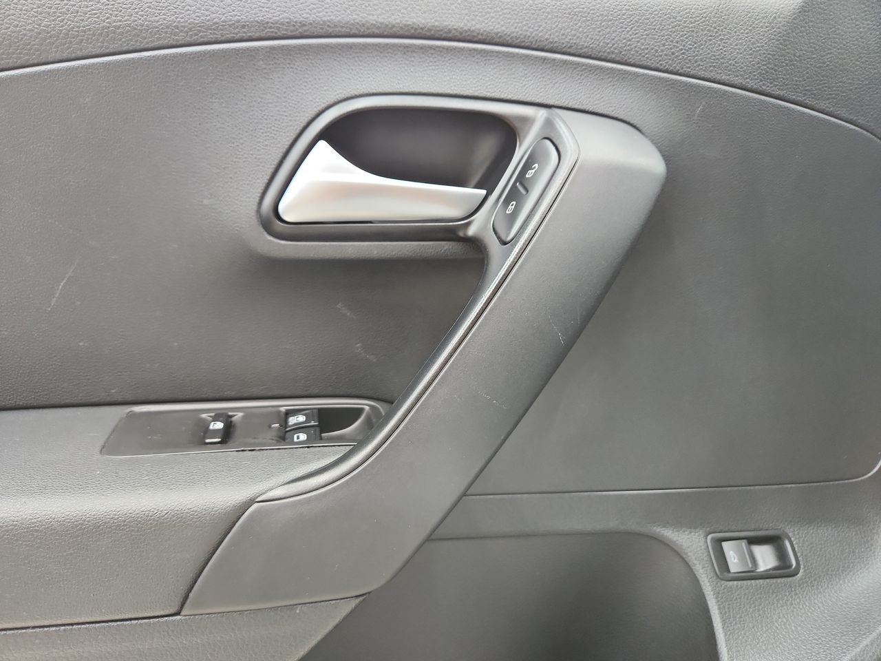 2017 Volkswagen VENTO TIPTRONIC