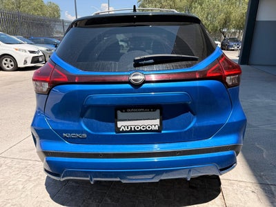 2024 Nissan KICKS PLATINUM BI-TONO 1.6 LTS CVT 24