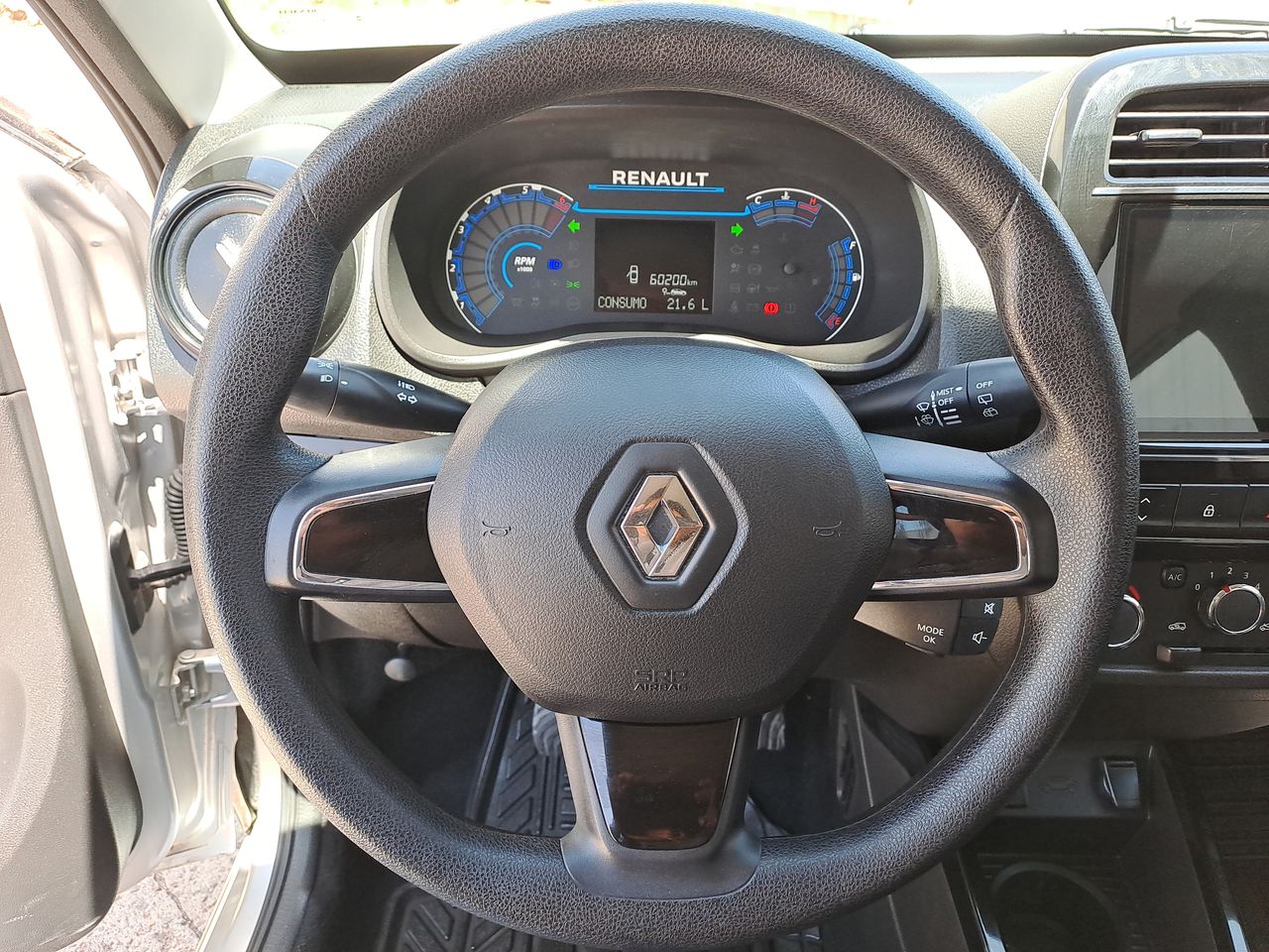 2024 RENAULT KWID ICONIC