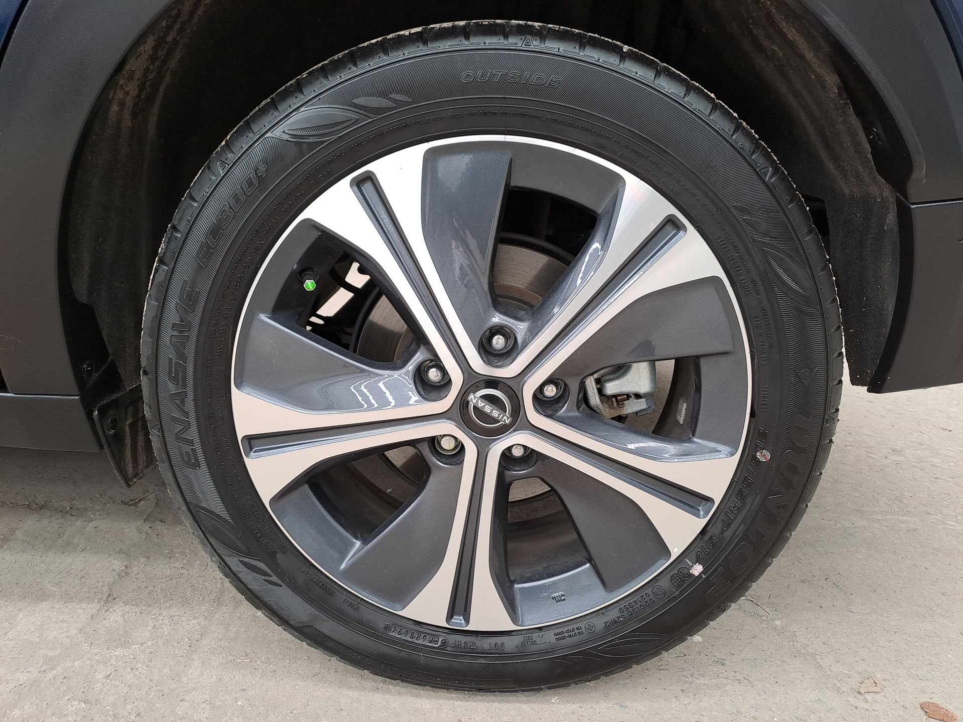 2025 Nissan KICKS PLATINUM E-POWER 25