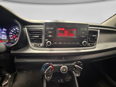 2018 Kia RIO LX 1.6 AT