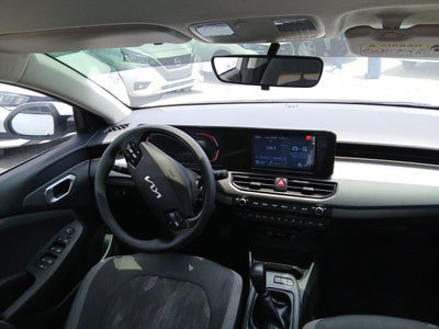 2024 Kia K3 LX MT