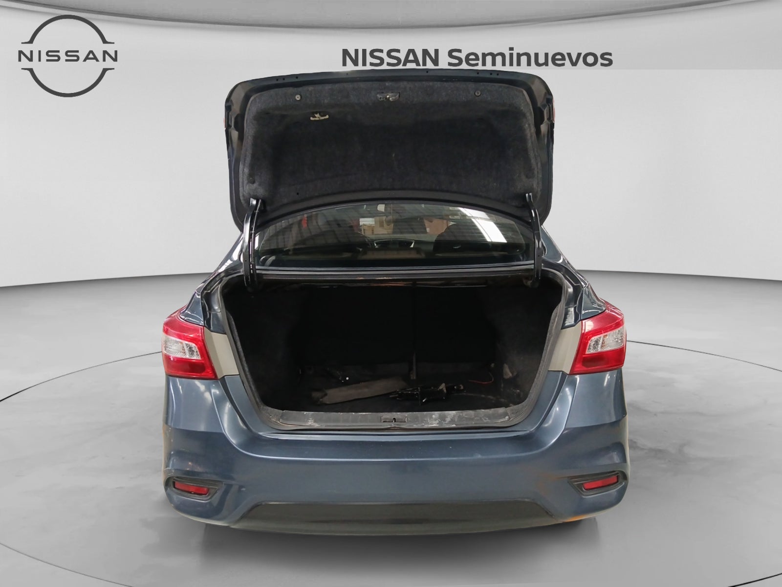 2018 Nissan SENTRA ADVANCE MT