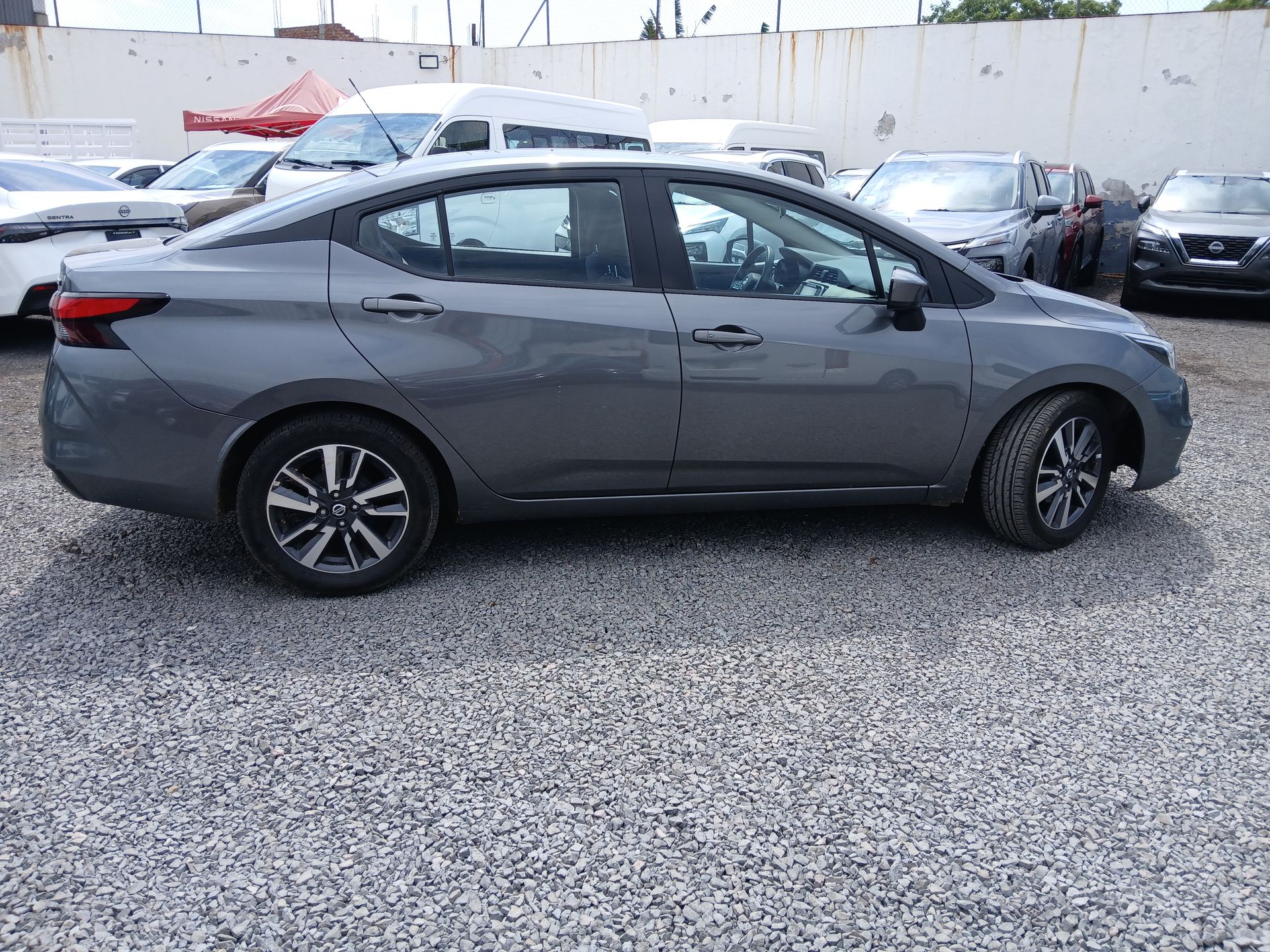 2022 Nissan VERSA ADVANCE CVT 22