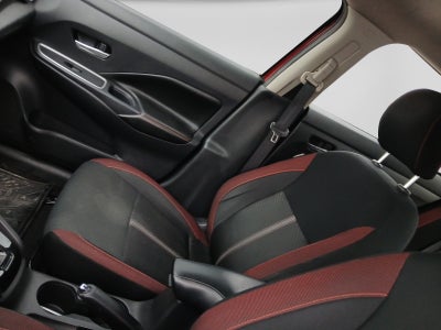 2023 Nissan VERSA SR CVT 23