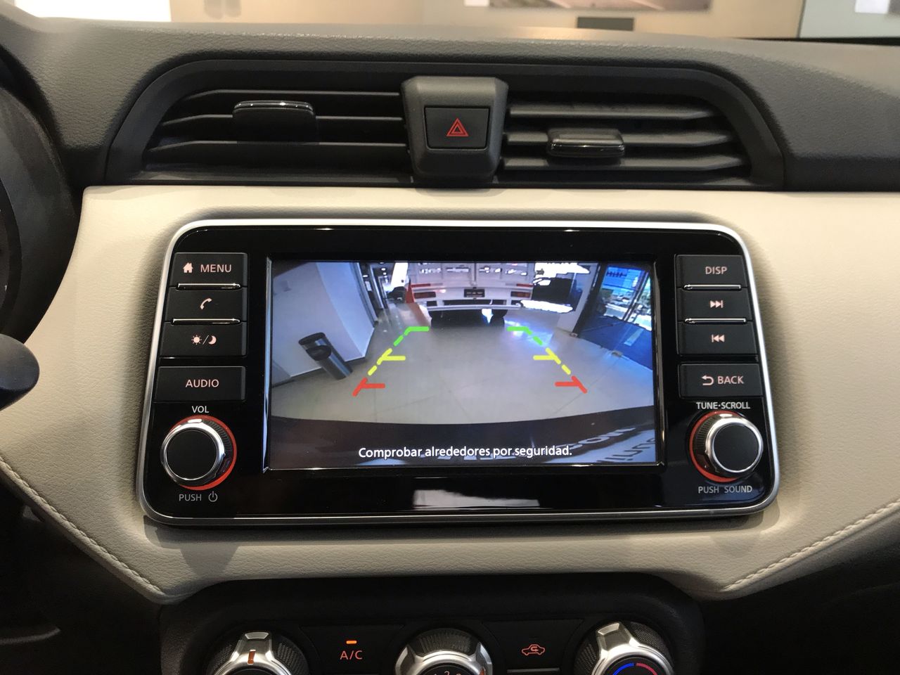 2021 Nissan VERSA ADVANCE CVT 21