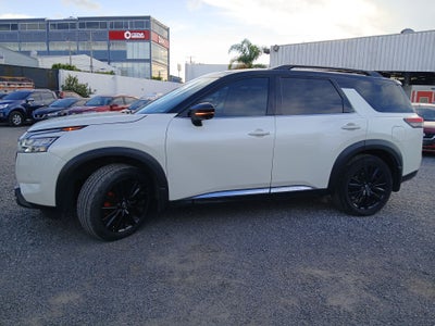 2024 Nissan PATHFINDER PLATINUM 4WD 24