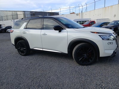 2024 Nissan PATHFINDER PLATINUM 4WD 24