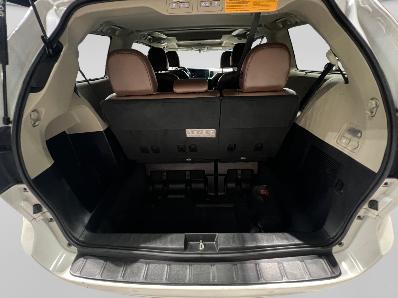 2019 Toyota SIENNA LIMITED