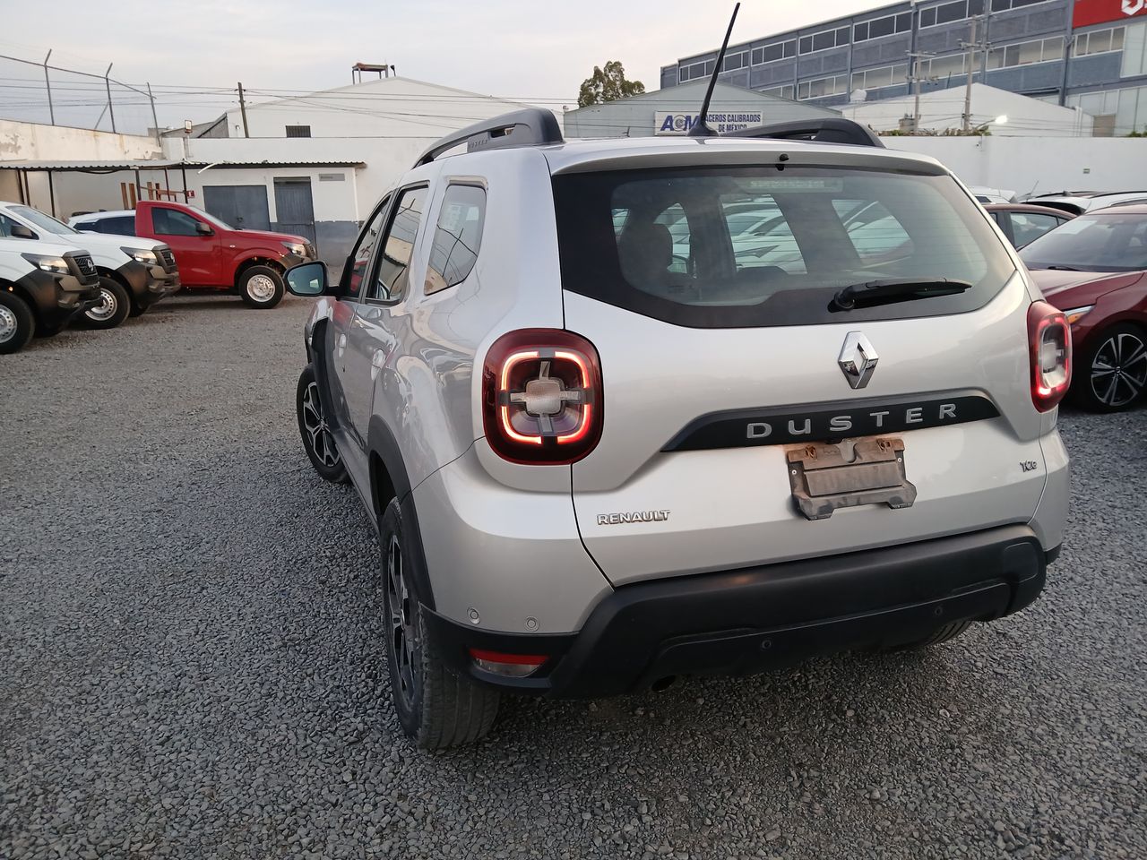 2023 RENAULT DUSTER ICONIC CVT
