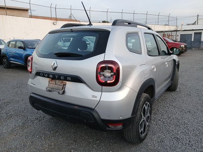 2023 RENAULT DUSTER ICONIC CVT