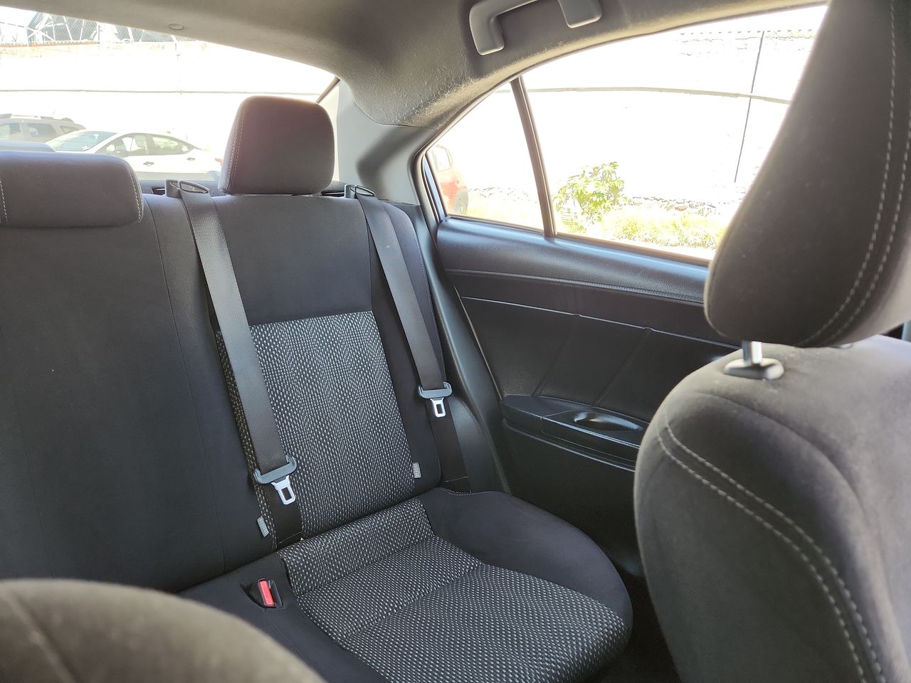 2017 Toyota YARIS SEDAN CORE CVT