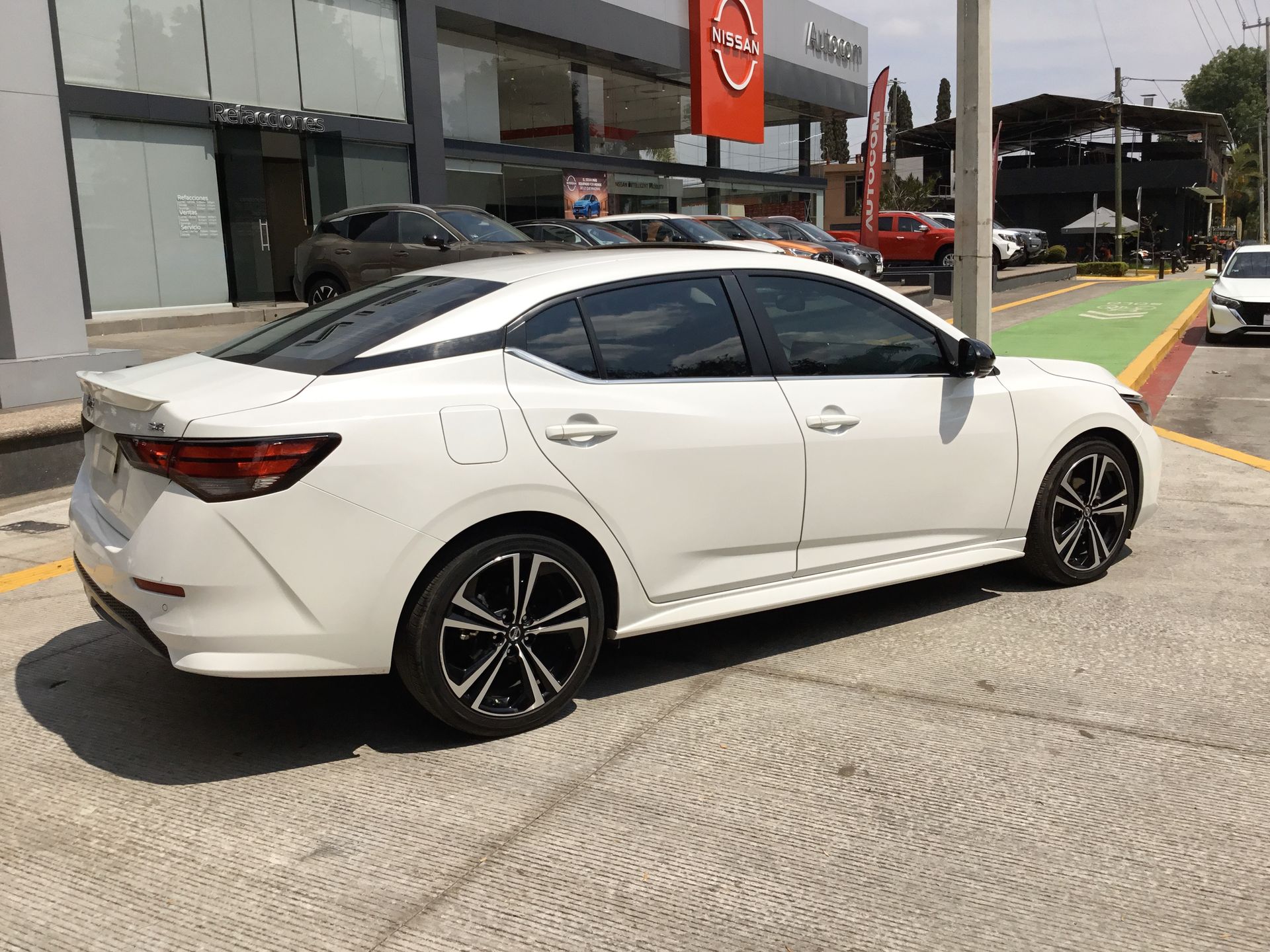 2023 Nissan SENTRA SENTRA SR PLATINUM CVT 2.0 LTS