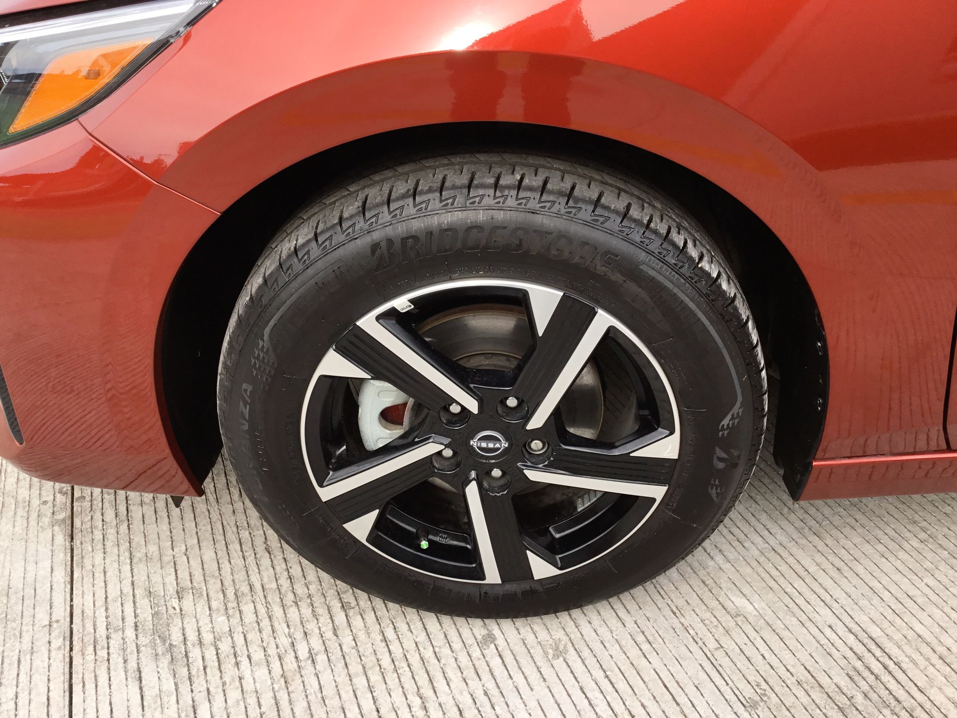 2024 Nissan SENTRA ADVANCE CVT 24