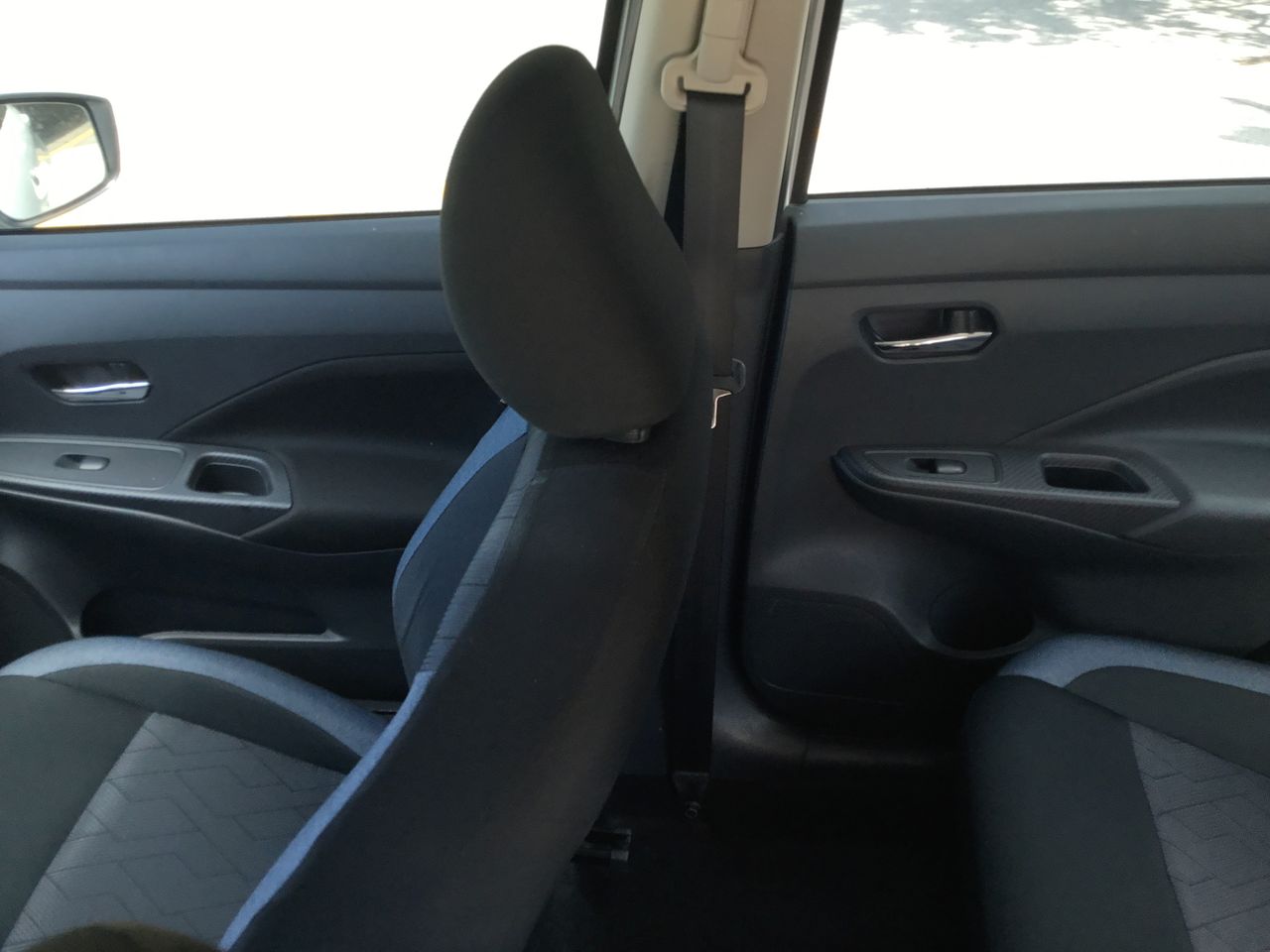 2023 Nissan VERSA ADVANCE CVT 23