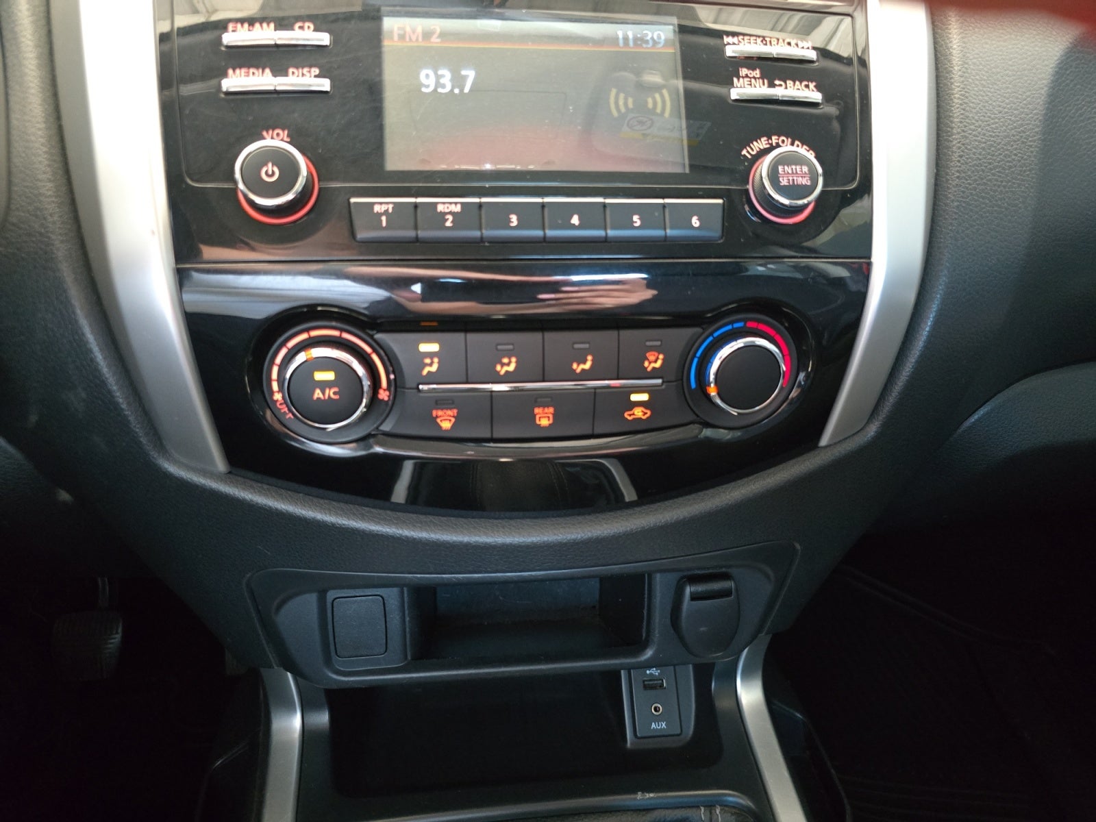 2020 Nissan FRONTIER NP300 FRONTIER LE