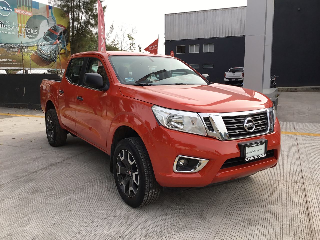 2016 Nissan PICKUP DOBLE CABINA SE TM AC 6VEL