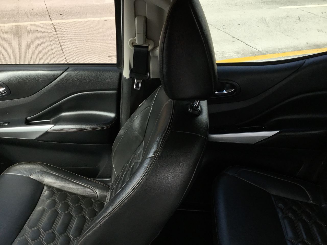 2022 Nissan FRONTIER PLATINUM LE DIESEL 4X4 TA 22