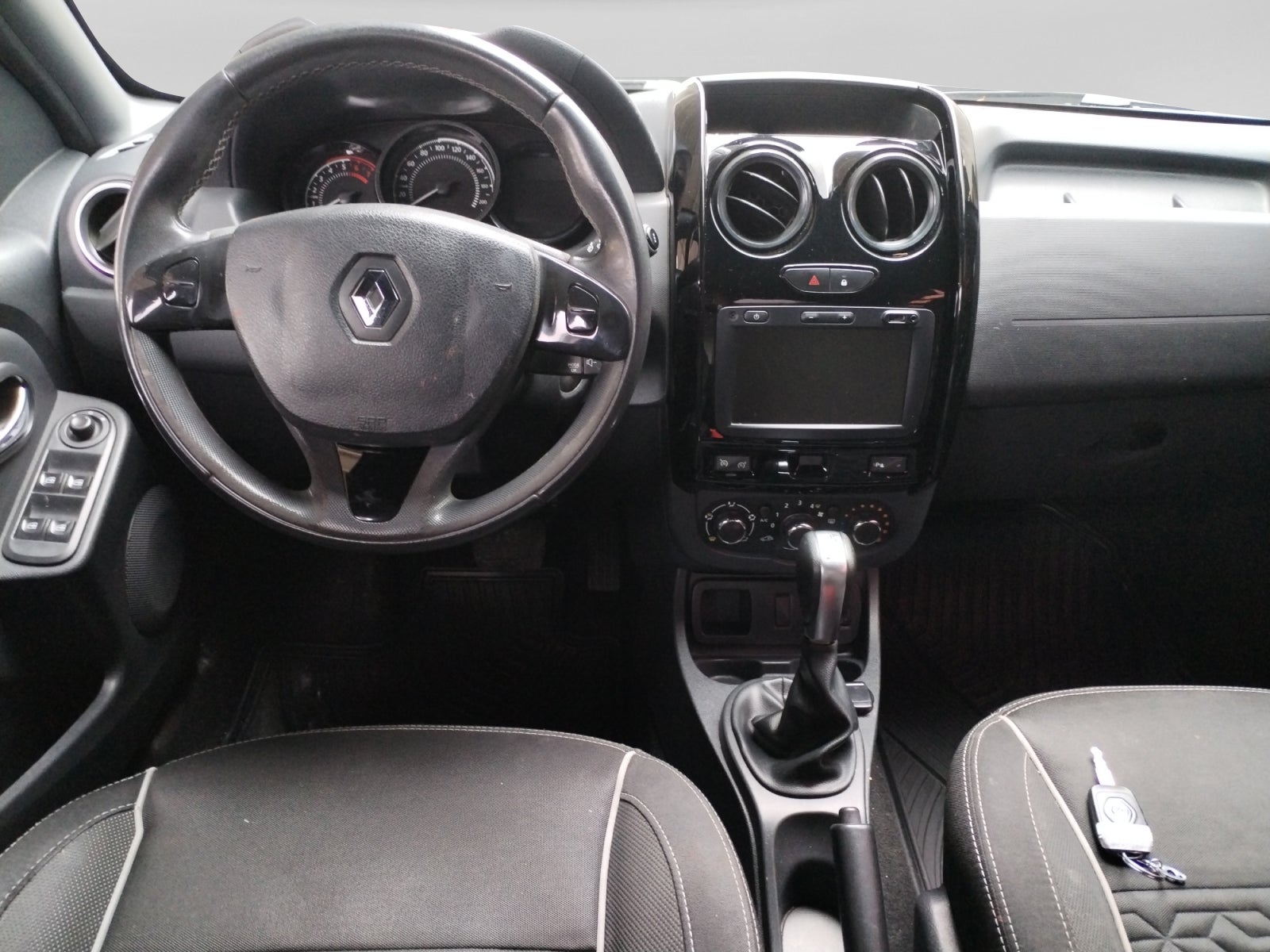 2020 RENAULT OROCH OUTSIDER SMR AT